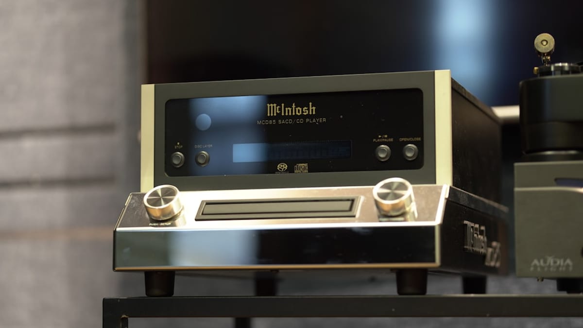 UK Vinyl Hits a 30-Year High as the Recorded-Music Market Tops £1.5 Billion